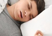 People whose mouth rests when they fall asleep