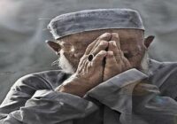 An old man asking for Ali Hasnain islamic