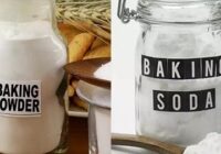 What is the difference between baking soda and baking powder